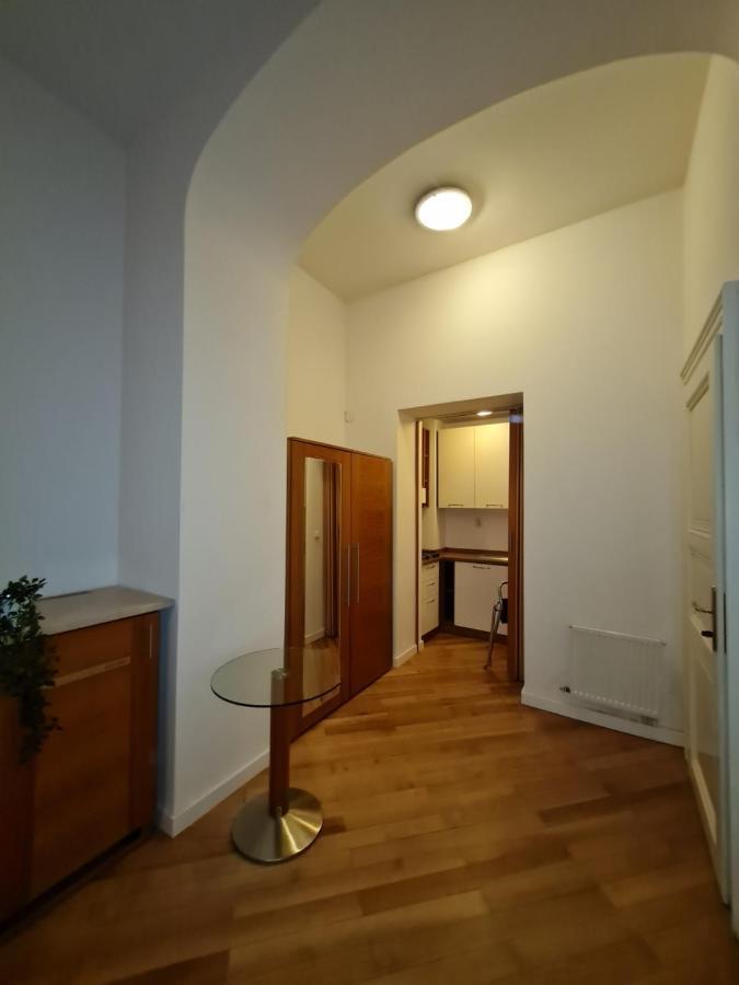 Astronomical Clock Apartments Prague Extérieur photo