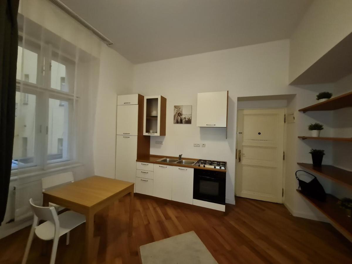 Astronomical Clock Apartments Prague Extérieur photo