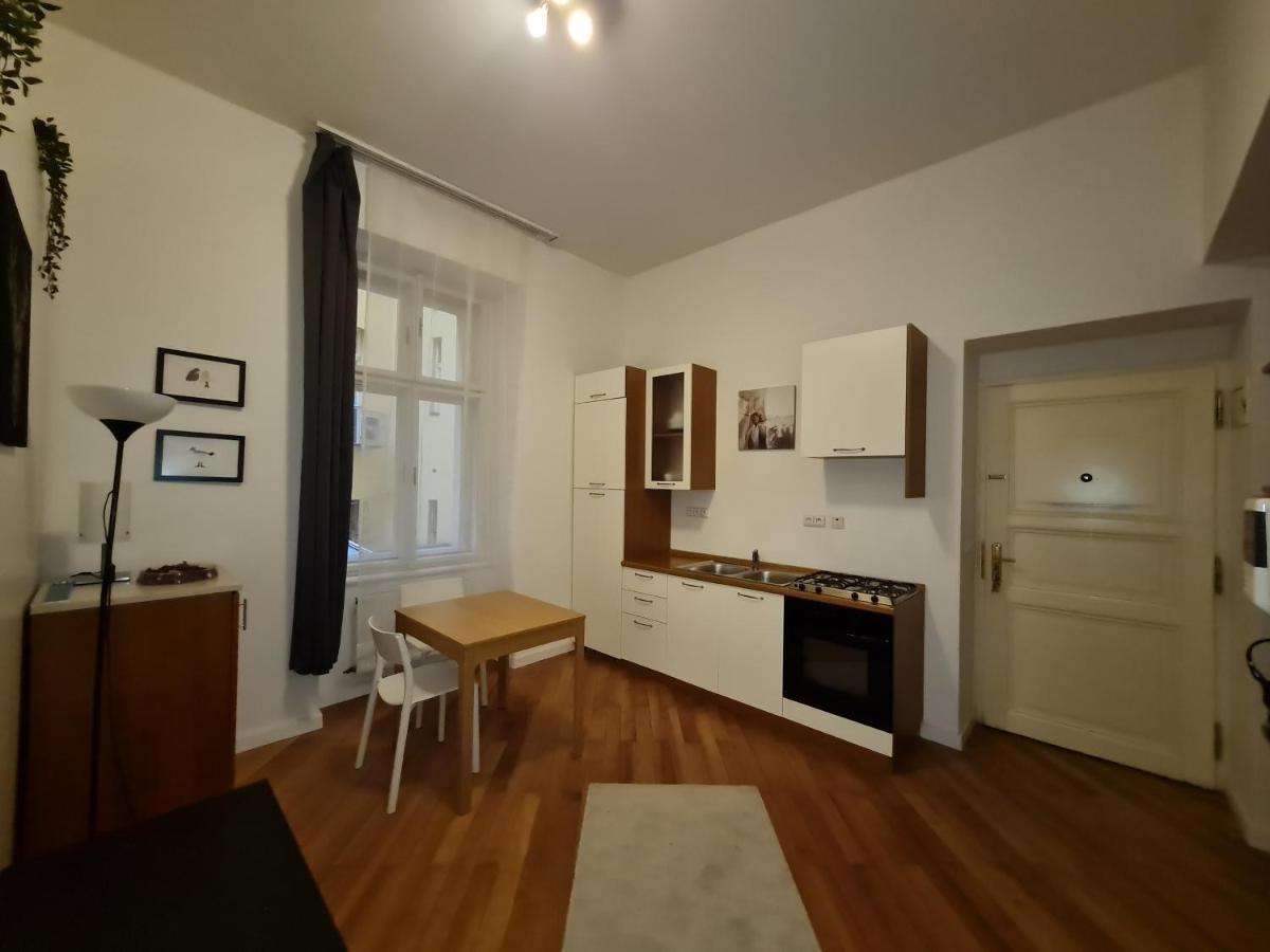 Astronomical Clock Apartments Prague Extérieur photo